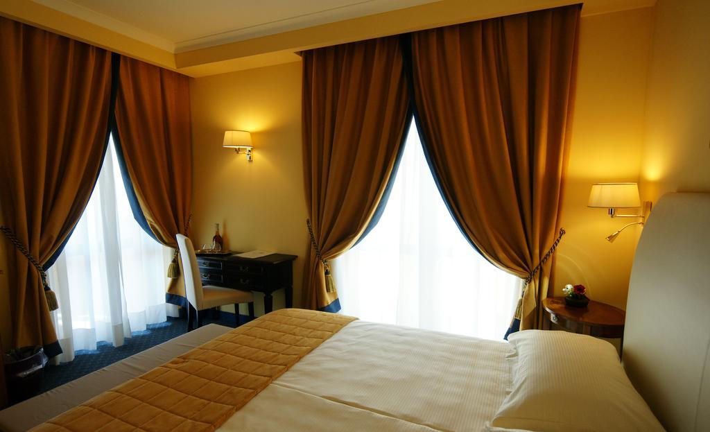 Bram Hotel Lamezia Terme Rom bilde